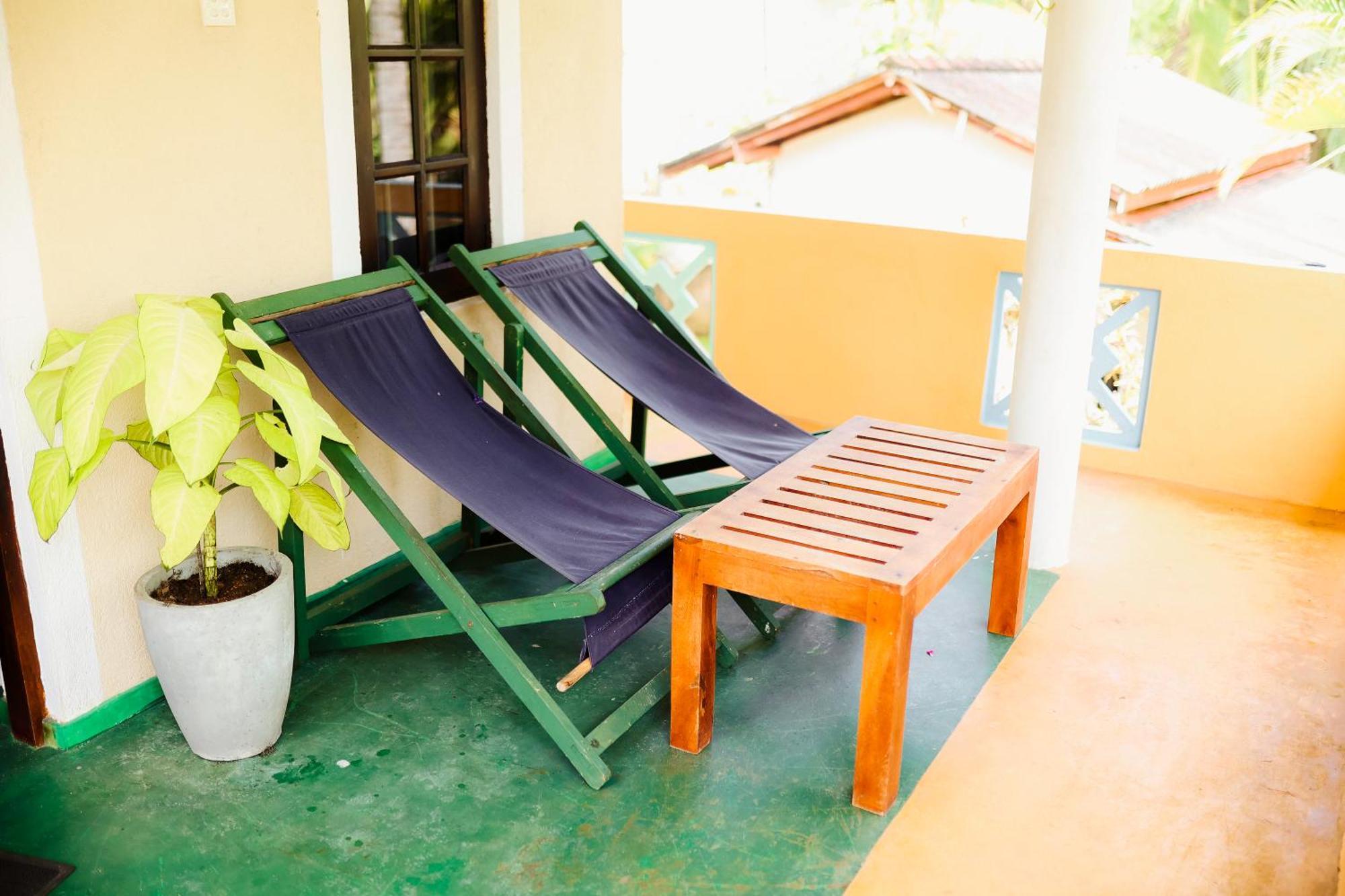 Beach Lagoon Guesthouse Tangalle Exterior photo