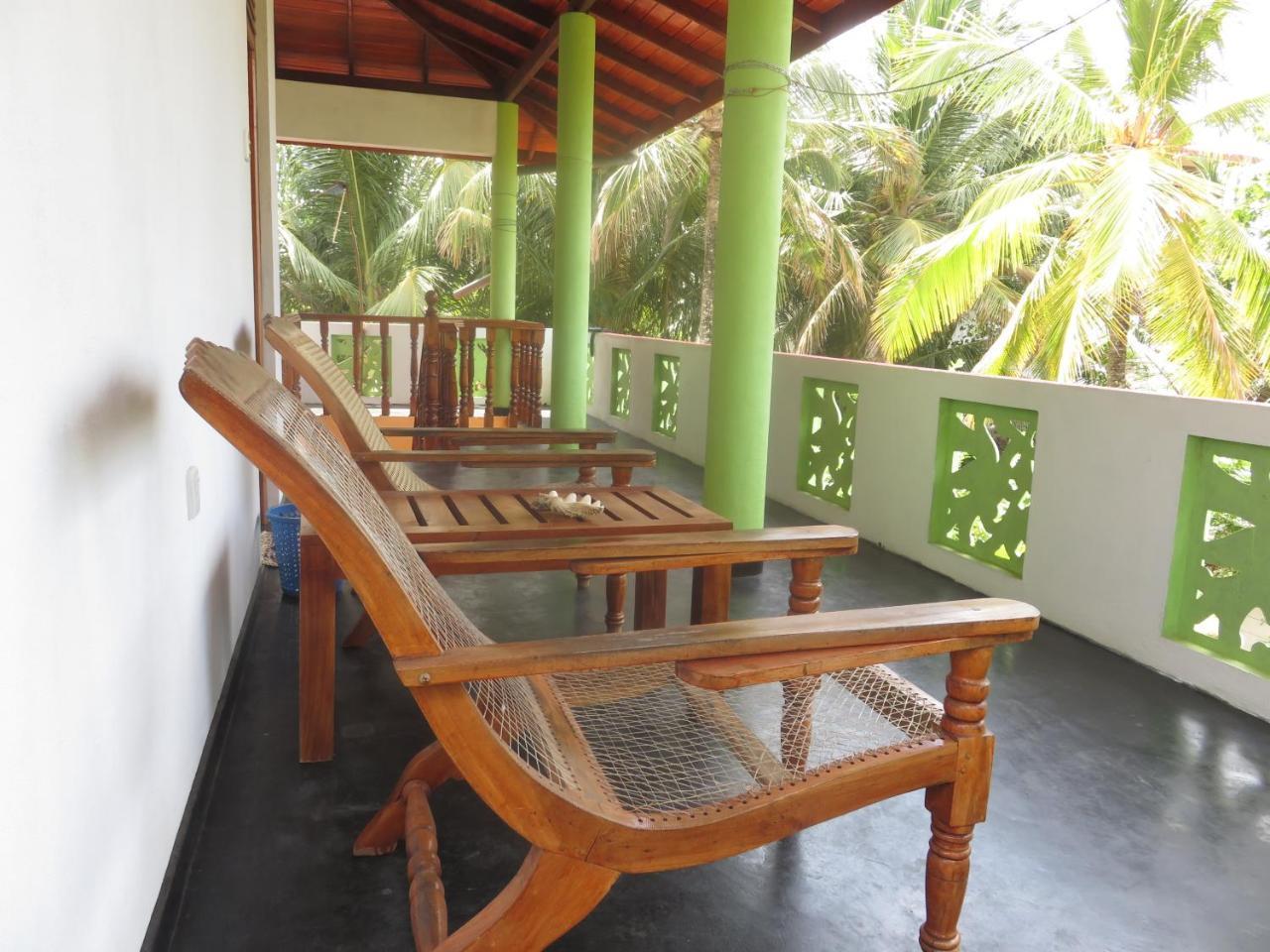 Beach Lagoon Guesthouse Tangalle Exterior photo